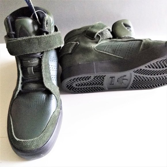 Adidas Original NWT shoes Men 8.5 athletic retro green suede Discount Shipping